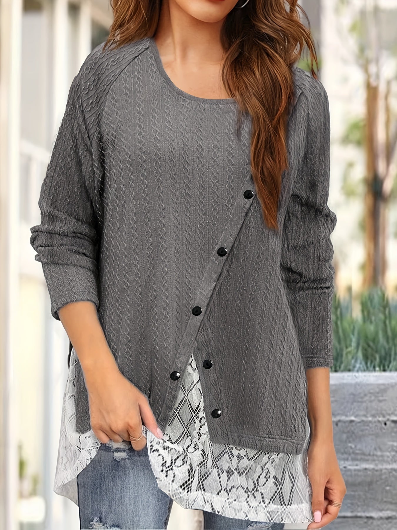  Colorblock Knit Top with Lace Detail