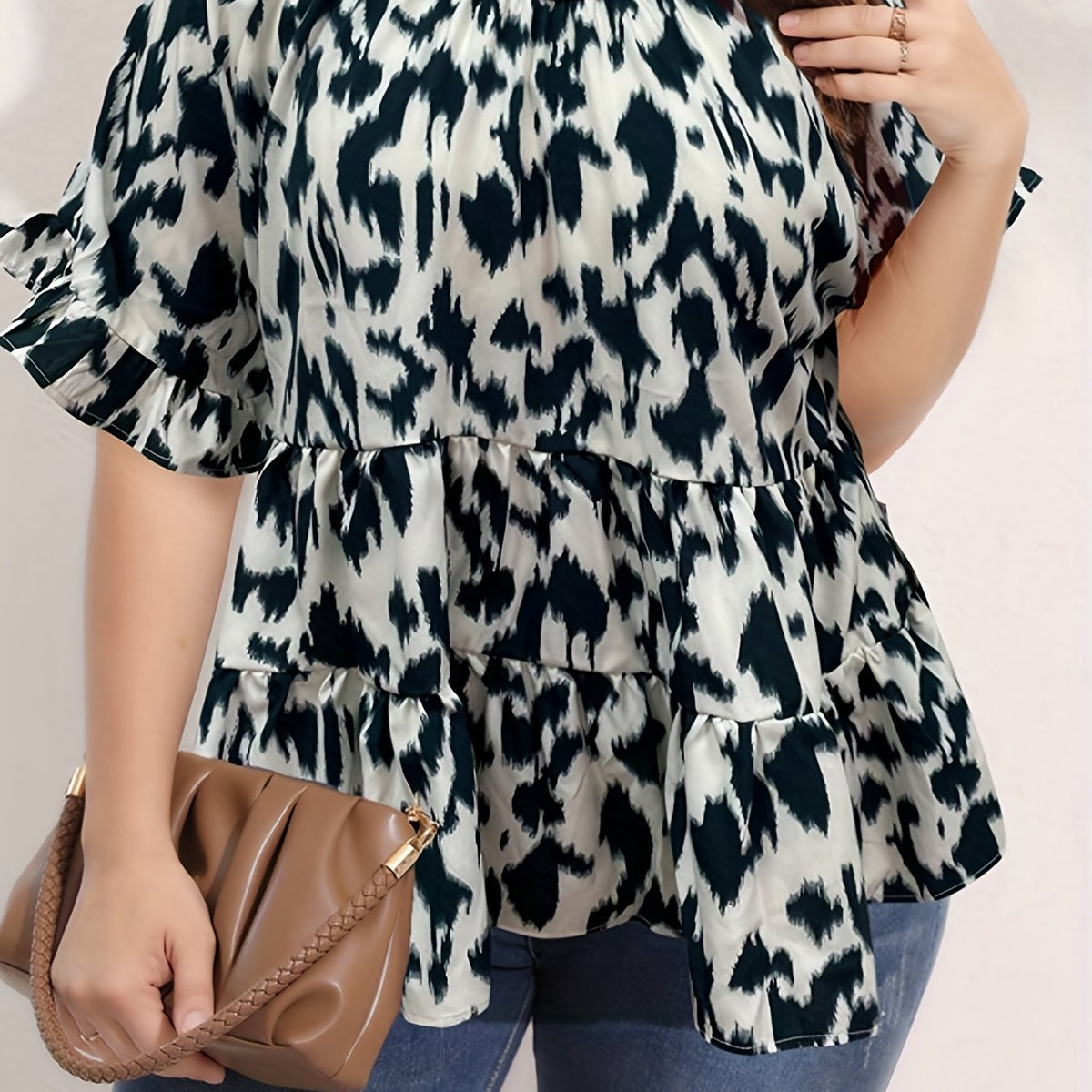  Leopard Print Ruffle Trim Top