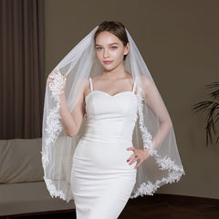 Romantic Bridal Veil with Lace and Faux Pearls