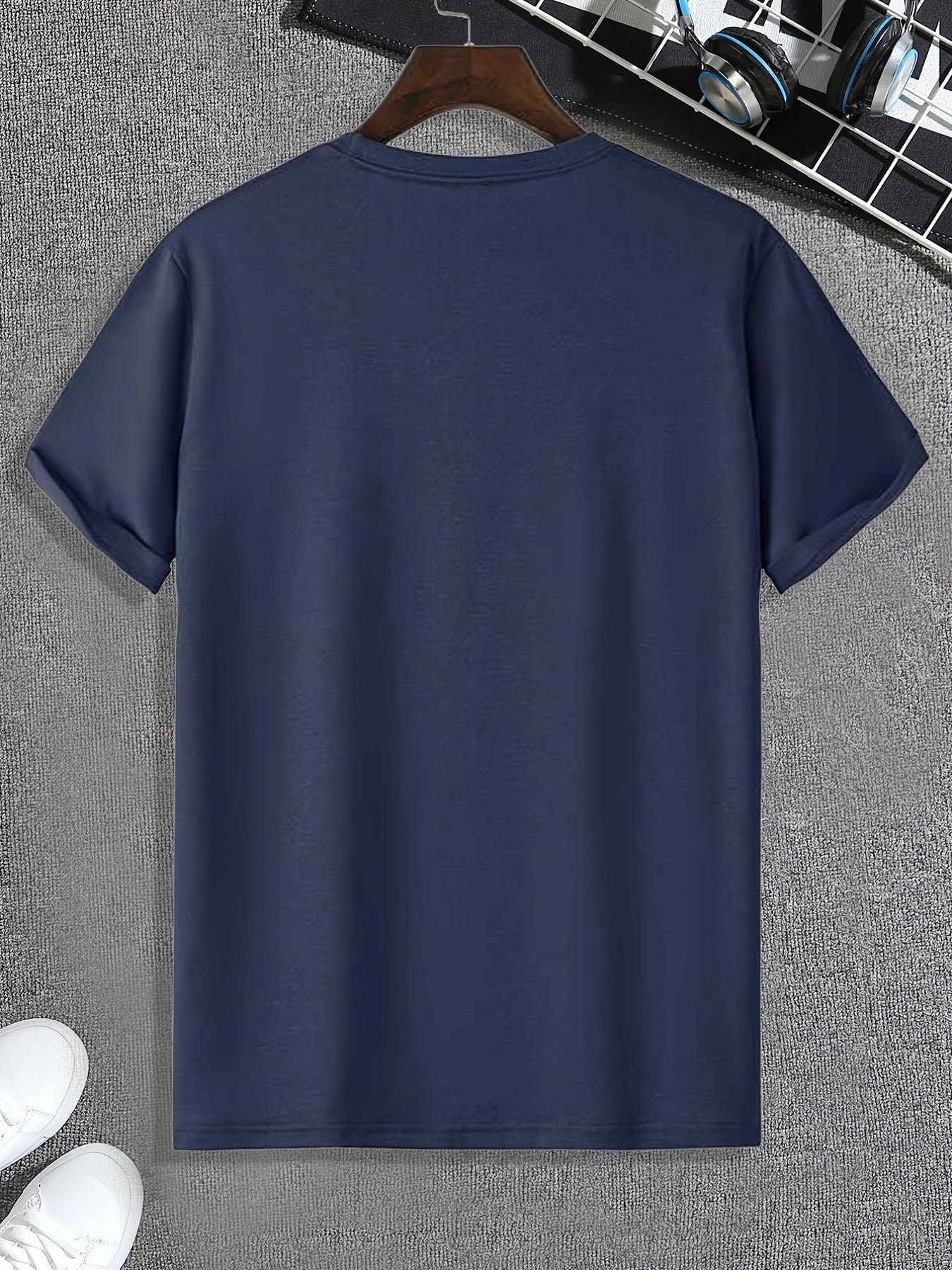 Men's Smile Print T shirt Active Comfy Slightly Stretch Crew Neck Tee