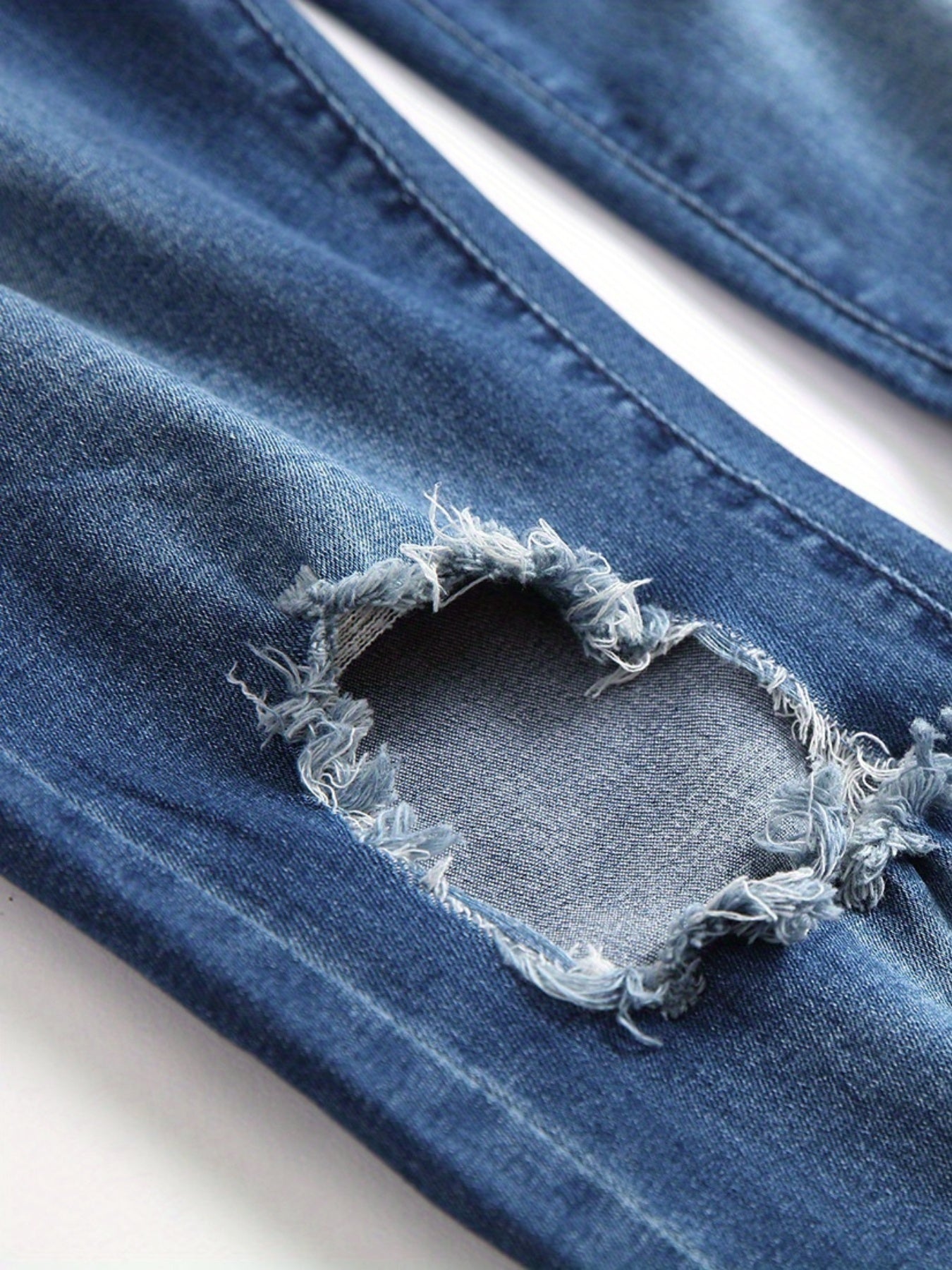 Men Ripped Distressed Destroyed Fit Washed Denim Jeans