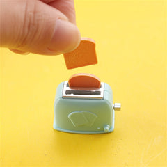 Dollhouse Bread Maker for Kitchen Scene