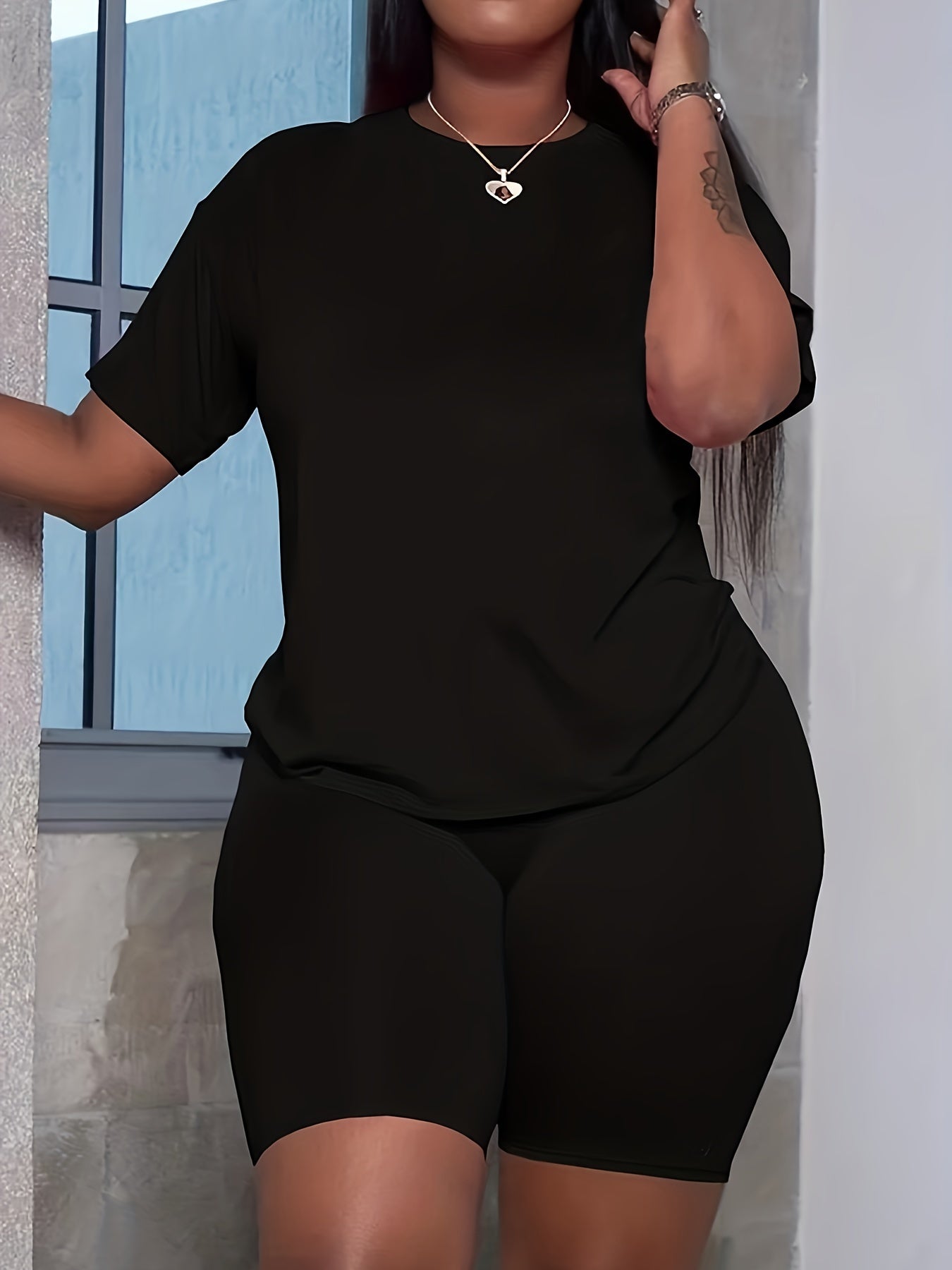 Casual Solid 2pc Set Short Sleeve T shirt & Skinny Shorts