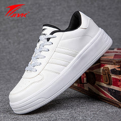 JNAK Men's Skate Shoes Lightweight Casual Sneakers For Outdoor