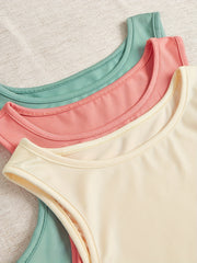 Women's Plus Casual Outfits Set: Solid Tank Top & Shorts 3-Piece Set