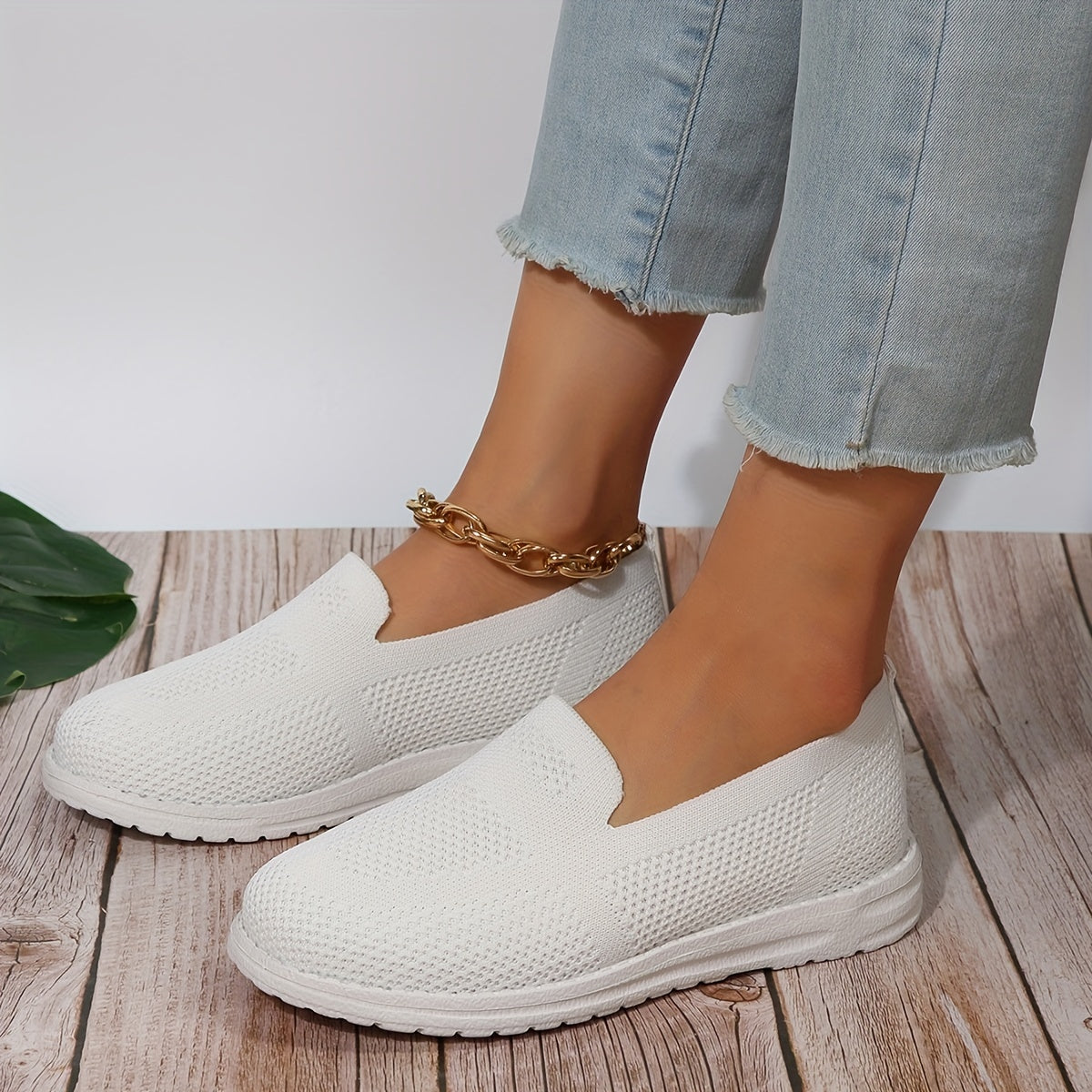 Women's Lightweight Slip On Mesh Sneakers Breathable Casual Outdoor Shoes
