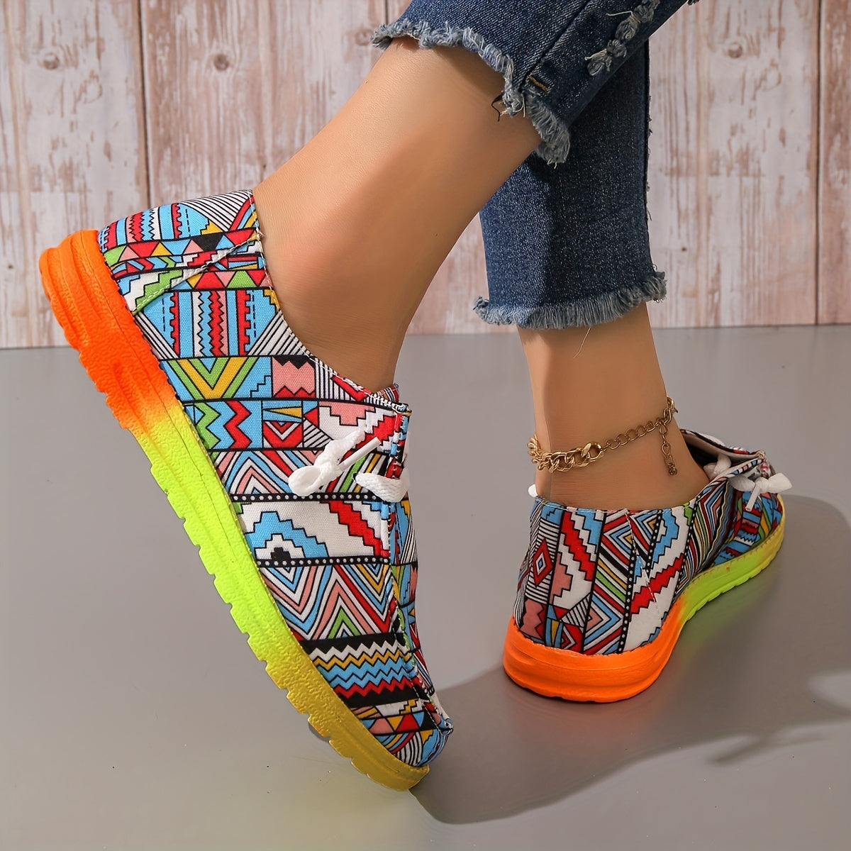 Women's Geometric Pattern Canvas Shoes Casual Lace Up Low Top Shoes