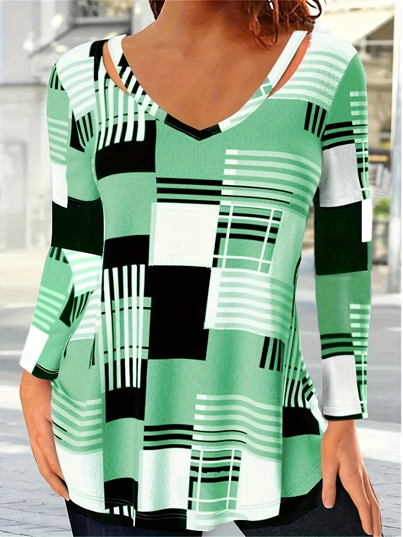  Colorblock Geo Print Long Sleeve V Neck Tunic Top