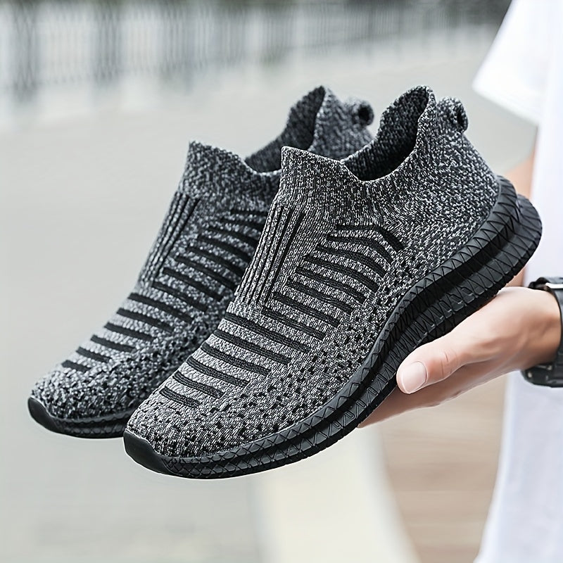 Men's Lightweight Slip On Casual Shoes For Traveling Jogging