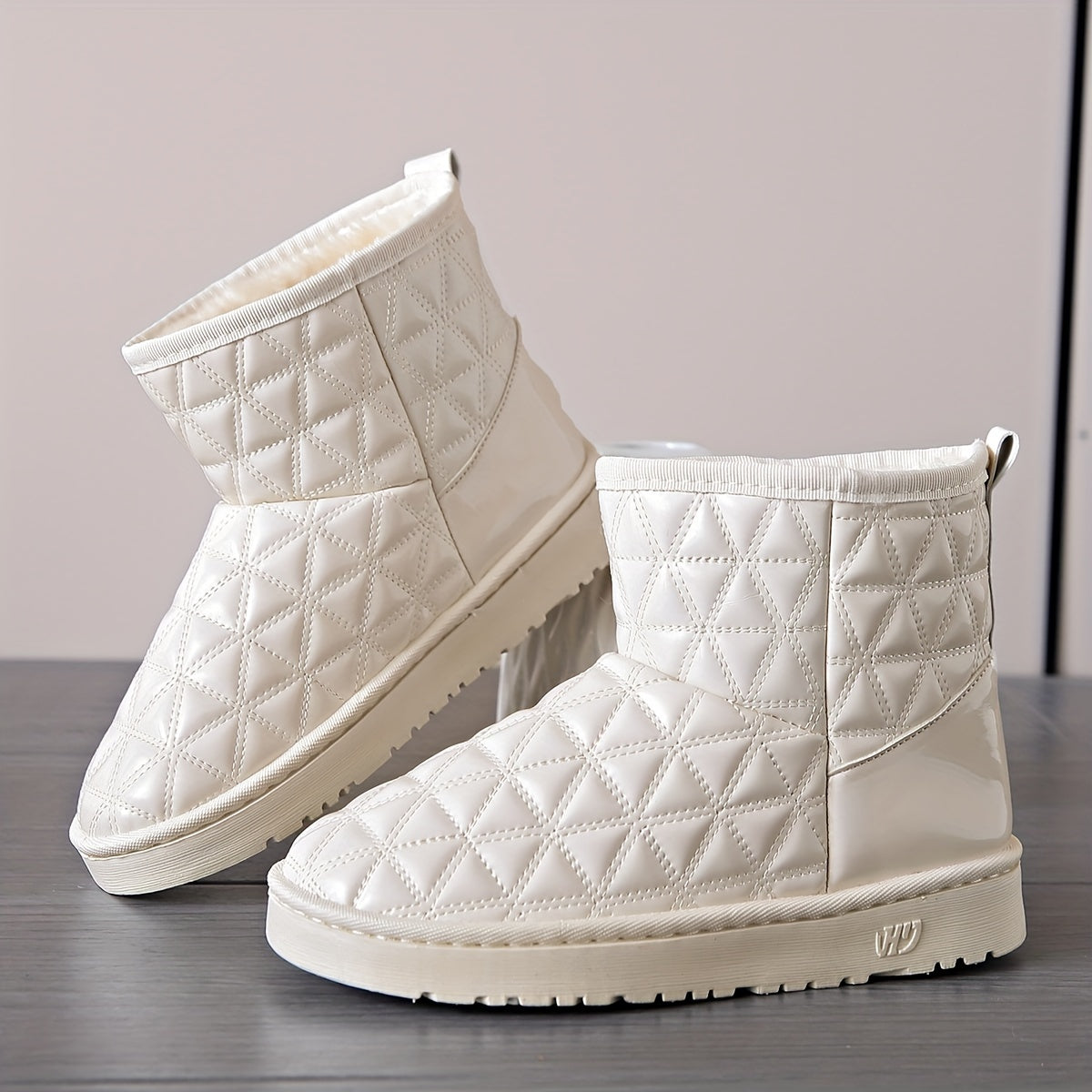 Women's Waterproof Argyle Snow Boots Plush Inner Comfort Lightweight Ankle Boots
