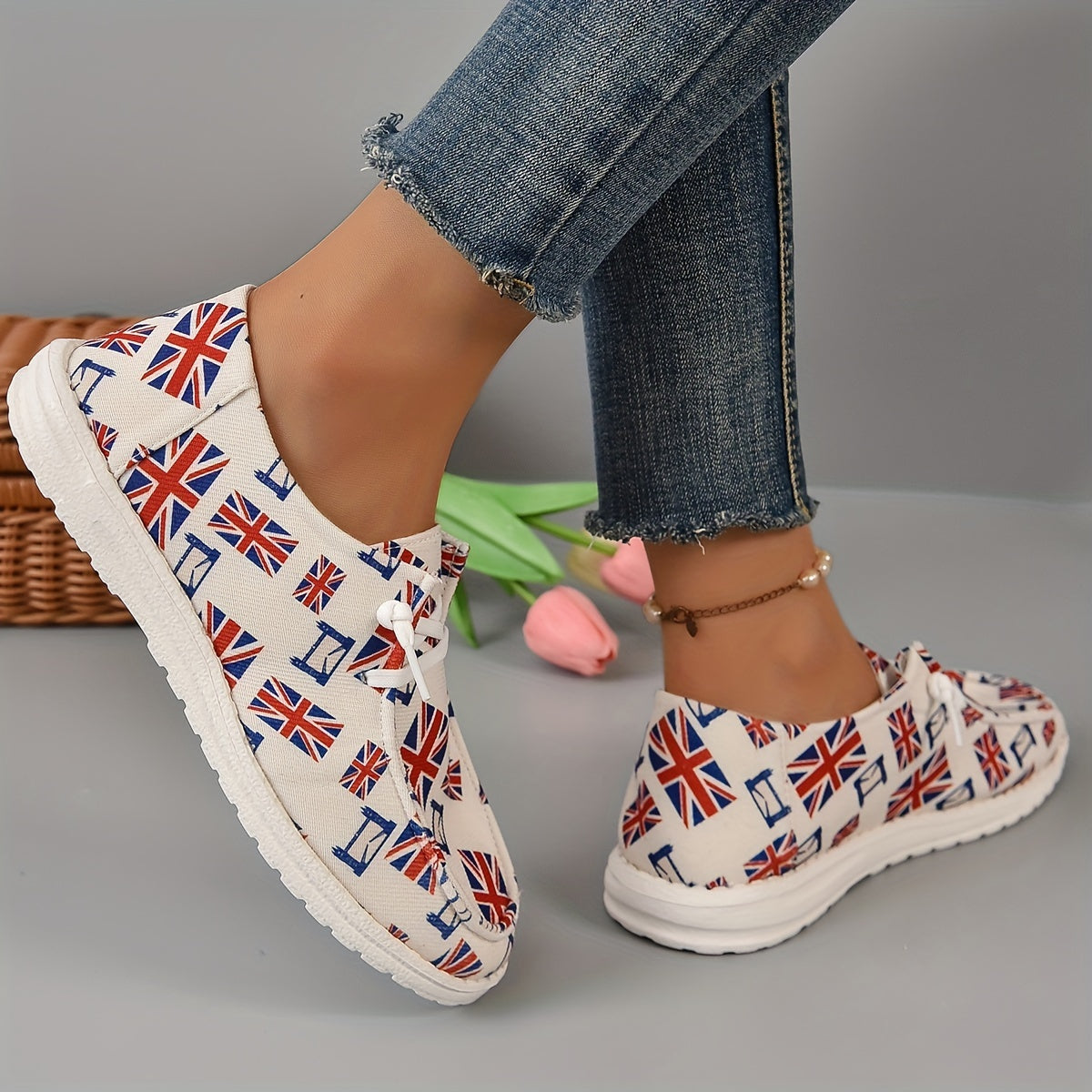 Women's Flag Print Canvas Shoes Casual Lace Up Low Top Sneakers