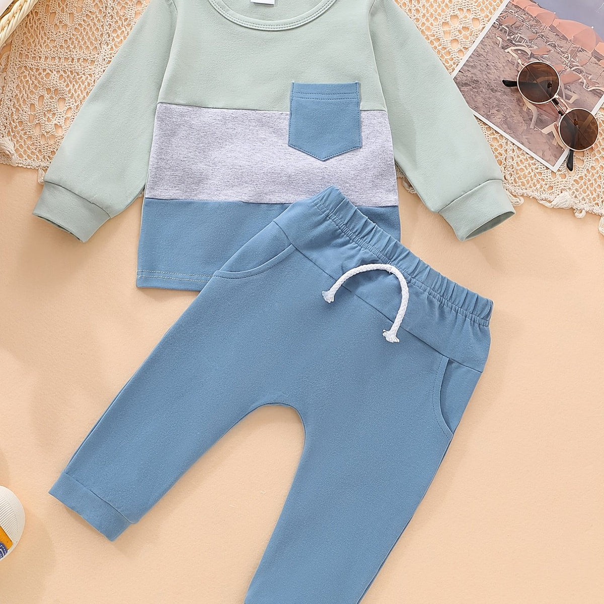 2pcs Boys Cotton Sweatshirt & Drawstring Pants Set