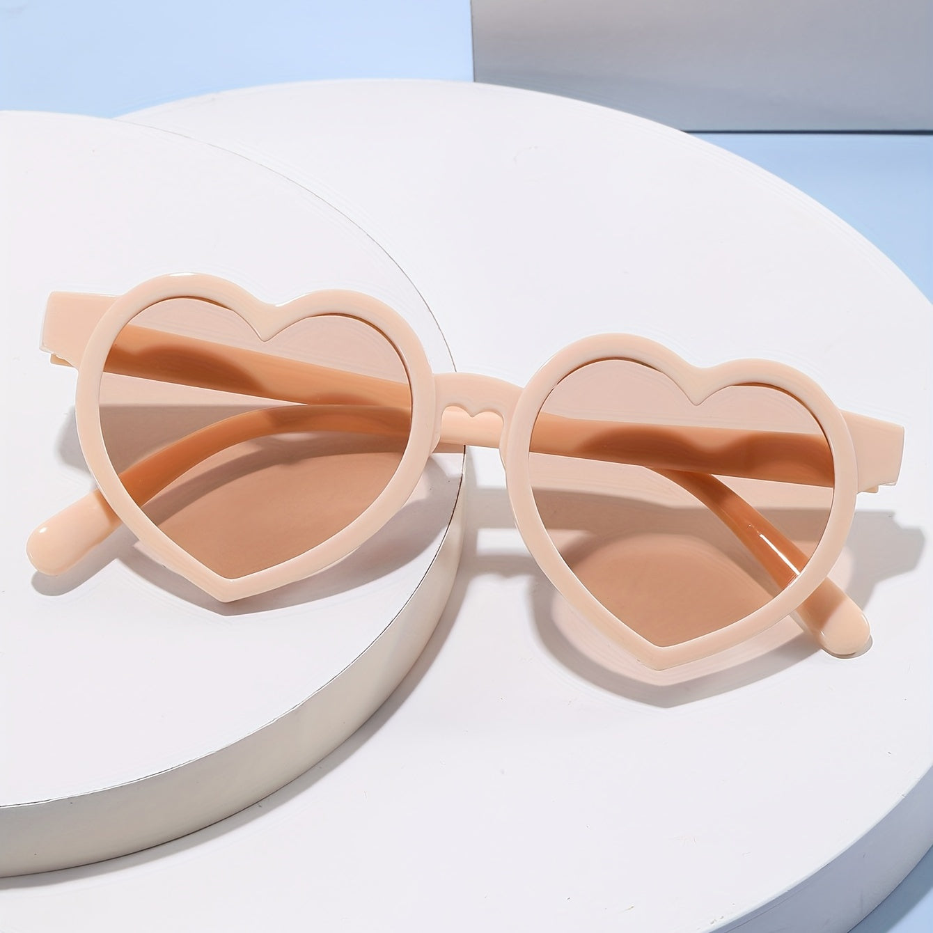 Heart Shaped Sunglasses with Pearl Glasses Chain