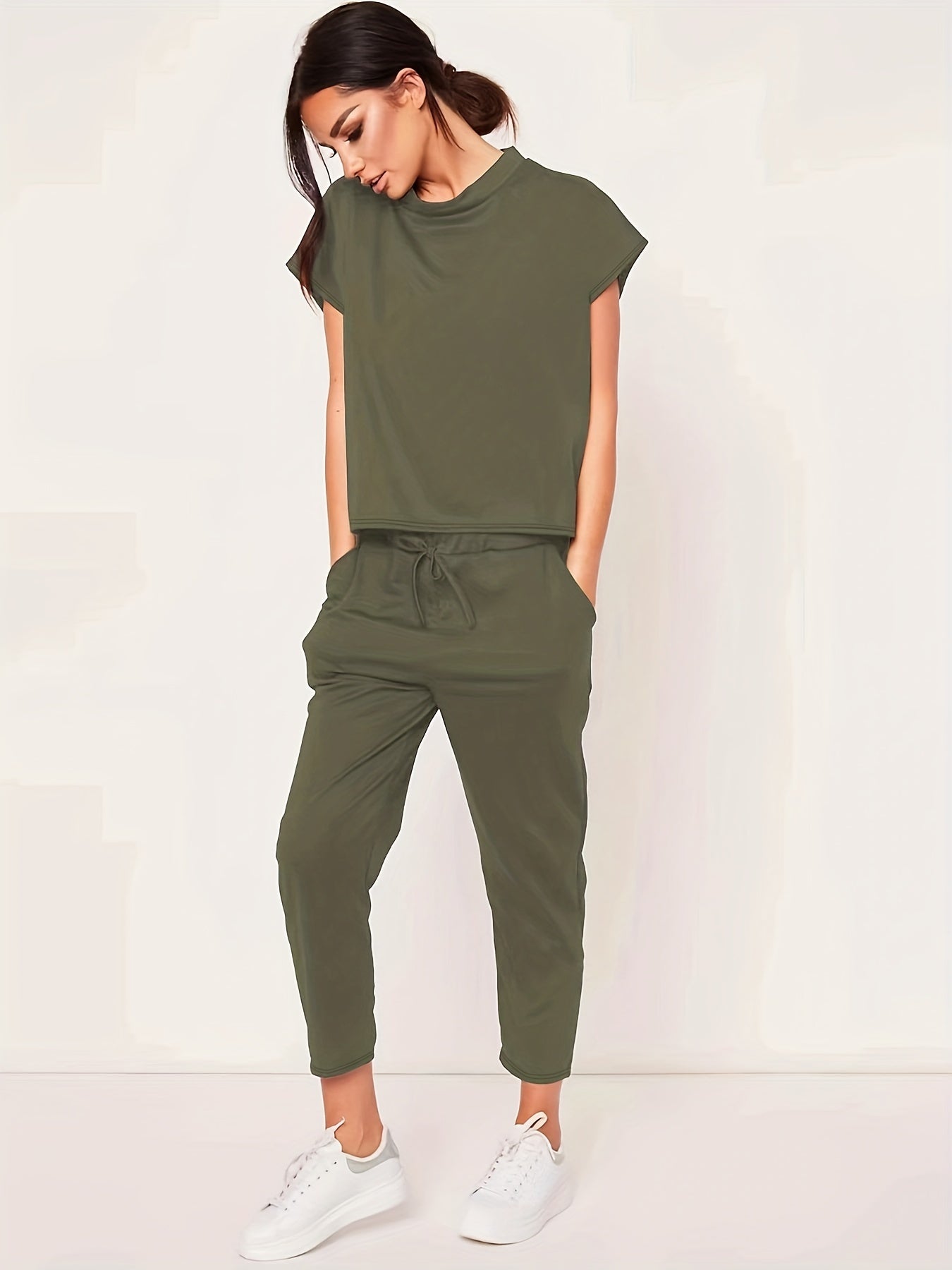 Casual Solid Two Piece Set Short Sleeve Round Neck Tops & Drawstring Cropped Pan