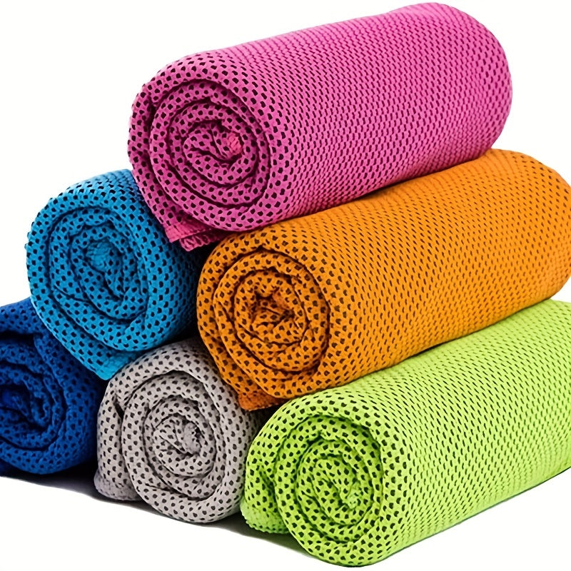 Stay Cool Ice Silk Towel in Silicone Case for Summer Fitness