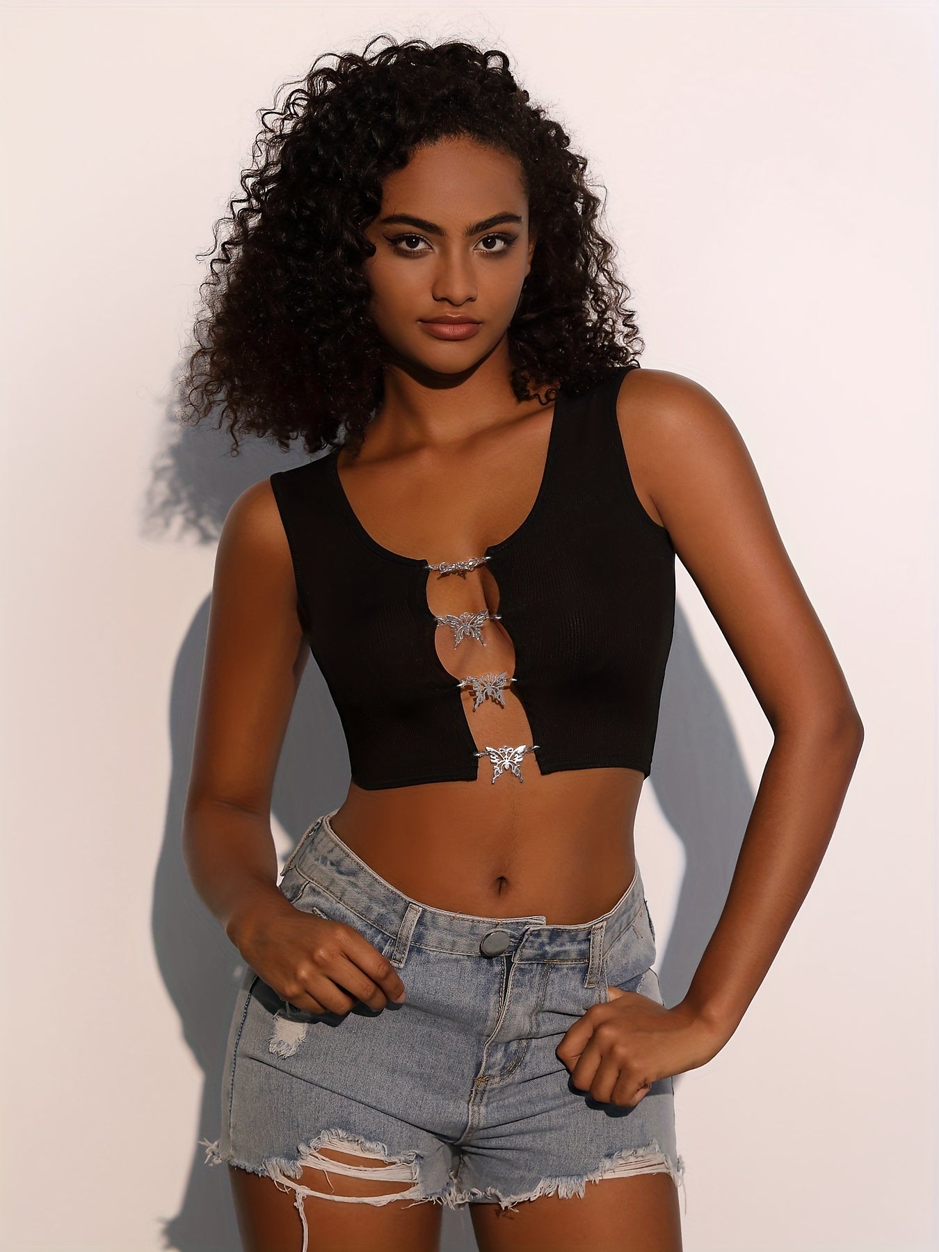 Butterfly Buckle Crew Neck Tank Top Sexy Sleeveless Crop Tank Top