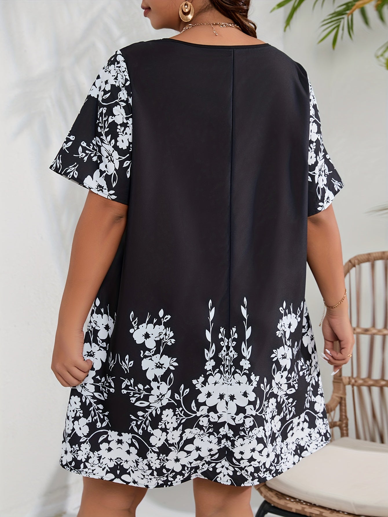  Colorblock Floral Print Mesh Sleeve Dress
