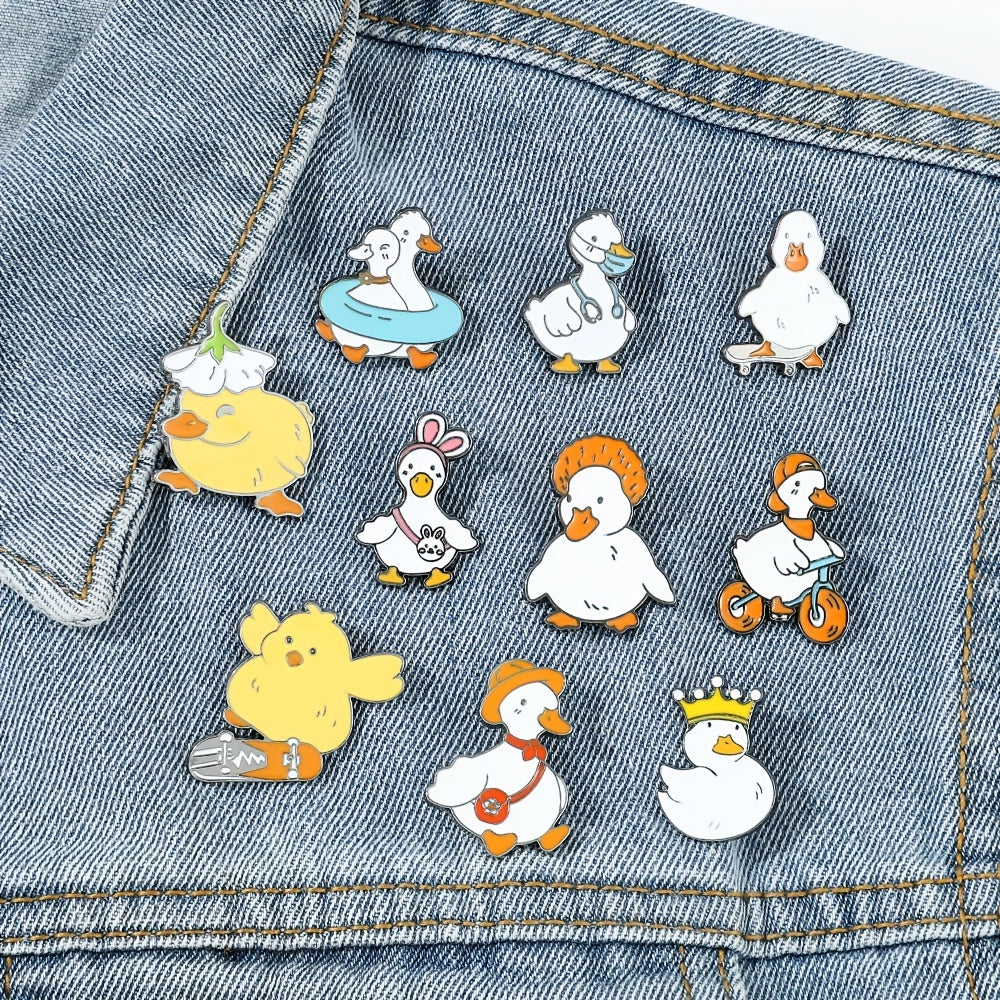 Duck Flat Billed Pin Cartoon Yellow Duck All Sports Series Metal Pin