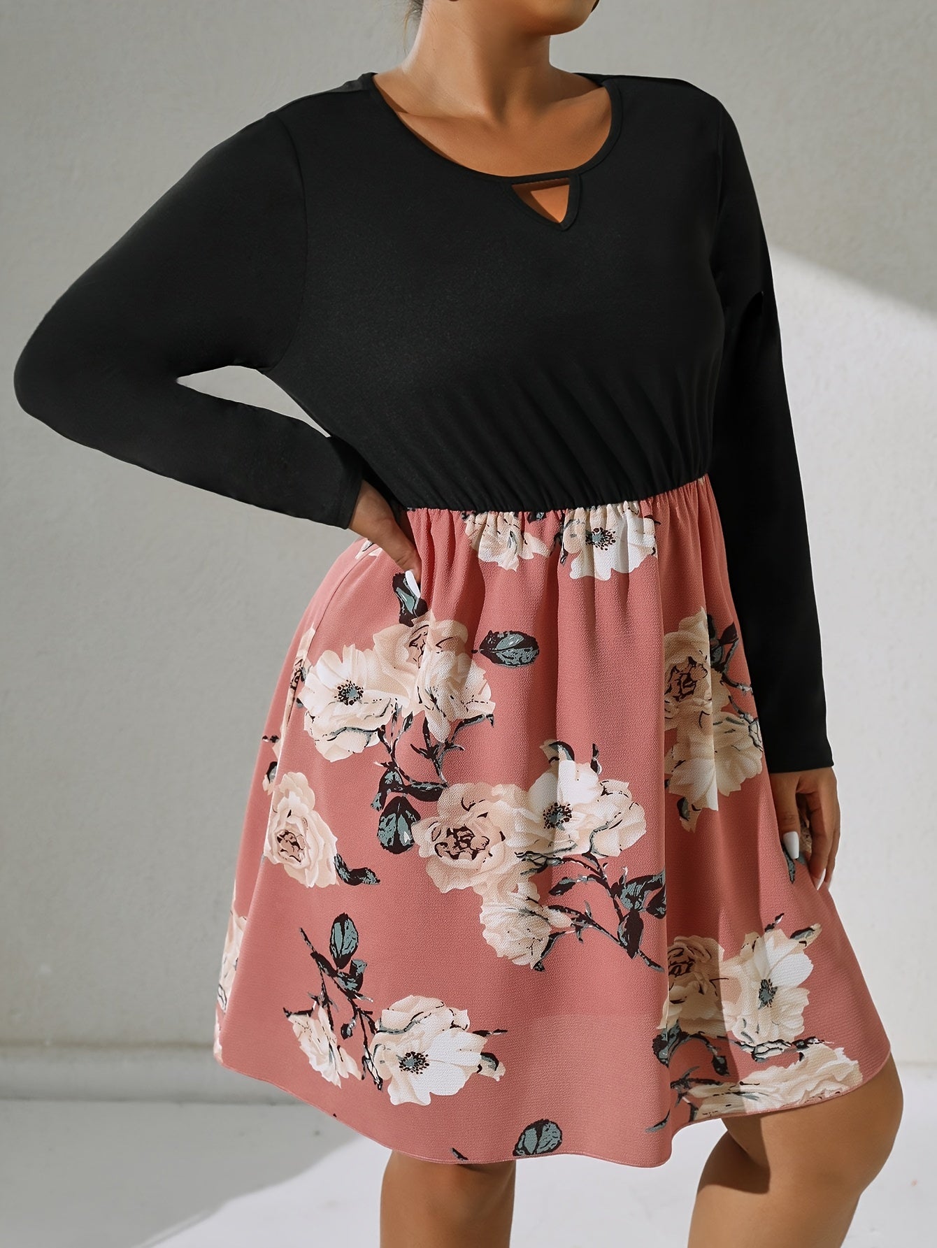  Colorblock Floral Print Long Sleeve Round Neck Cut Out Dress
