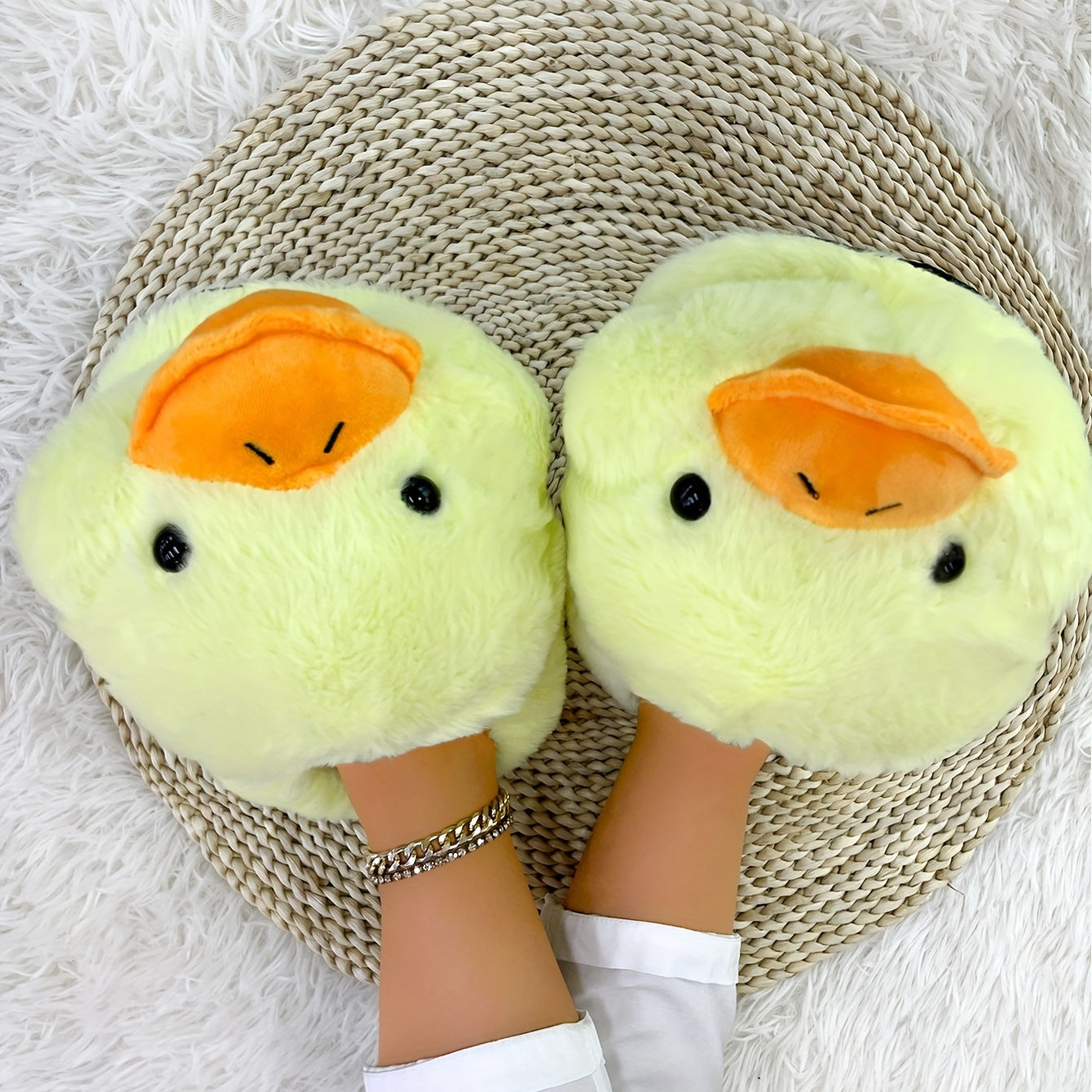 Women's Cartoon Novelty Slippers Round Toe Comfy Fluffy Indoor Cozy Shoes
