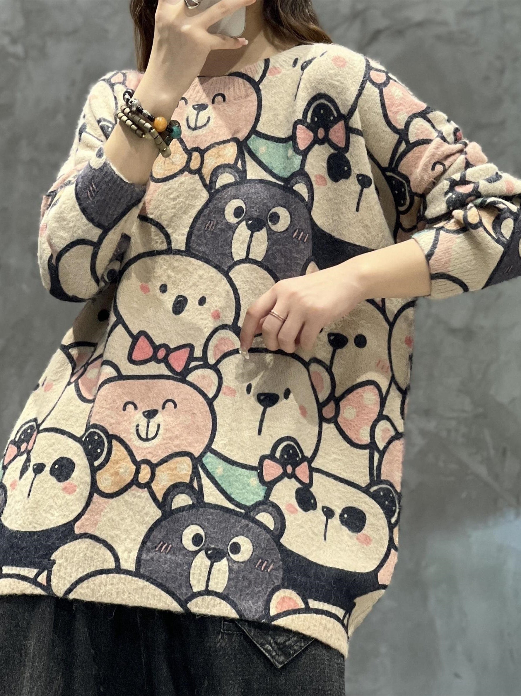  Bear Print Long Sleeve Round Neck Sweater