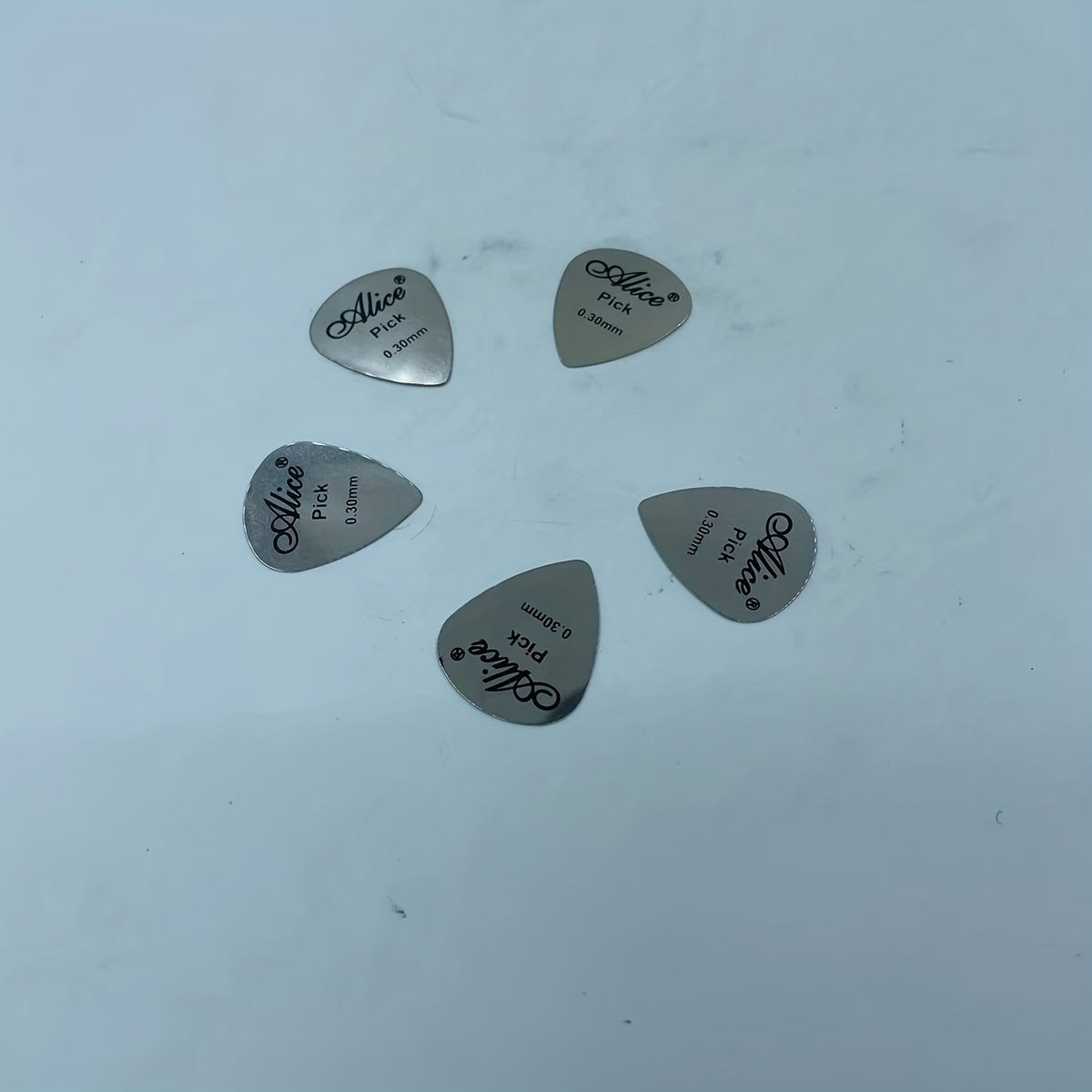 5/10pcs Metal Guitar Pick 0.3mm Thin Silvery Bass Ukelele Pick