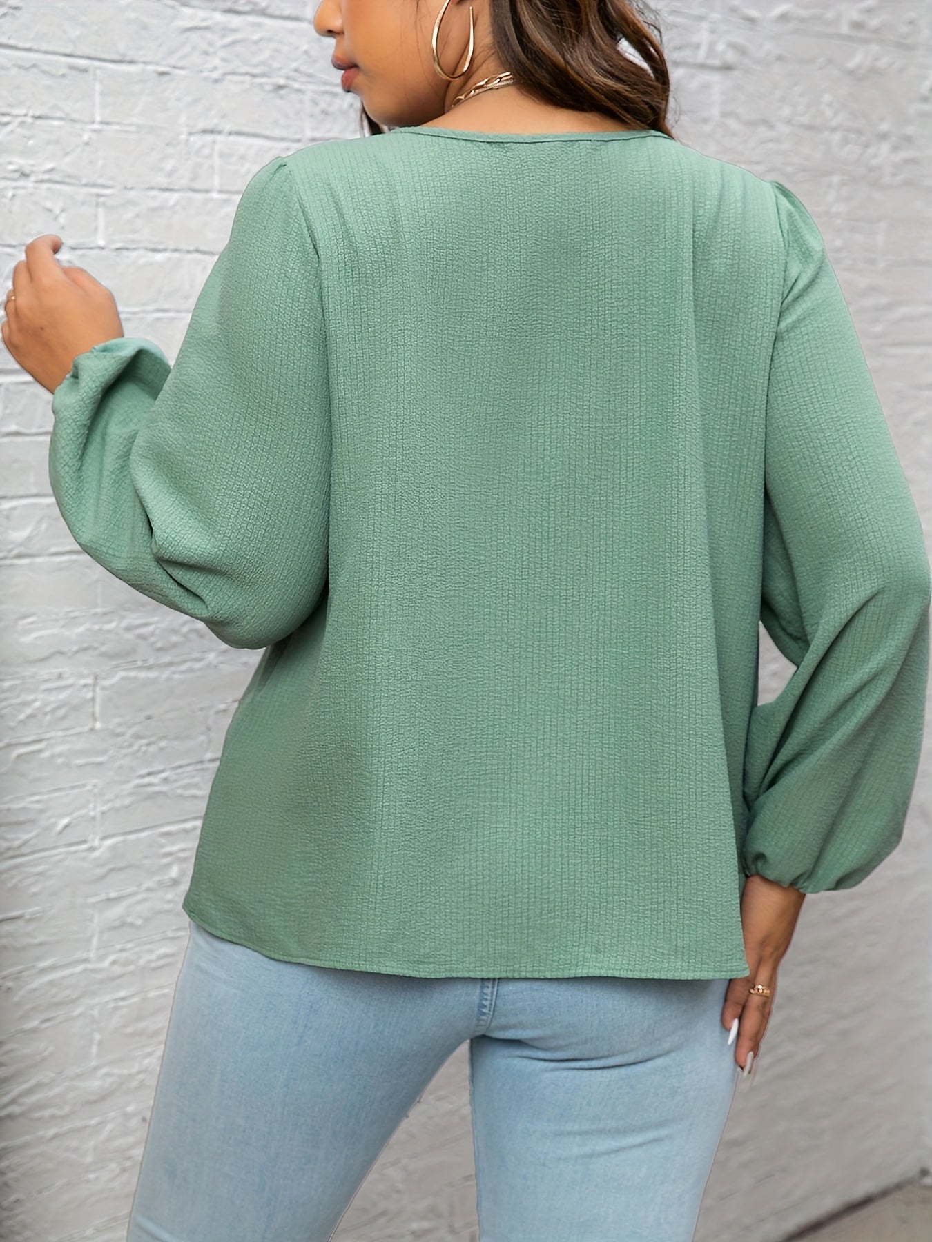  Textured Long Sleeve Blouse