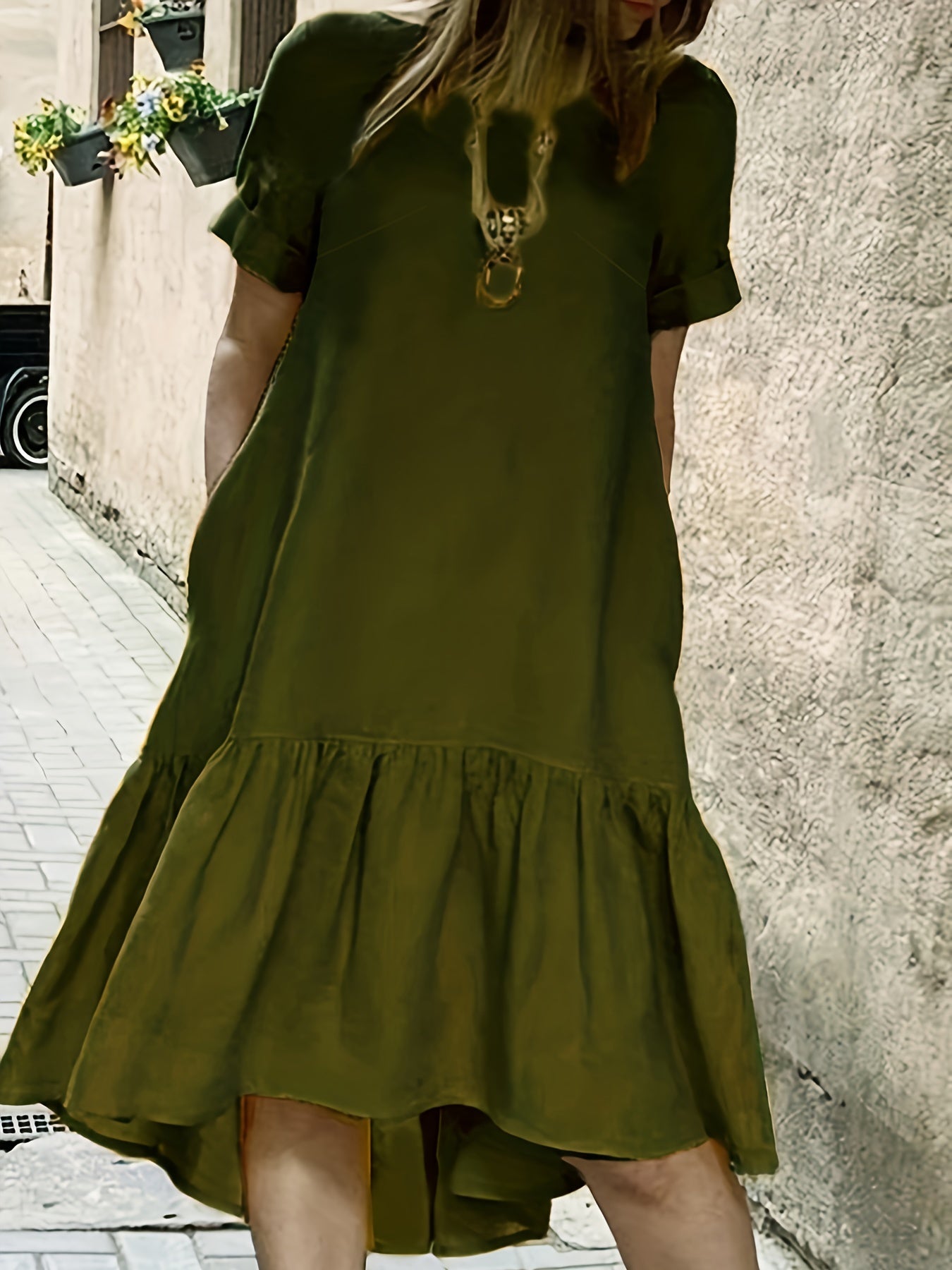  Solid Round Neck Smock Dress With Pockets