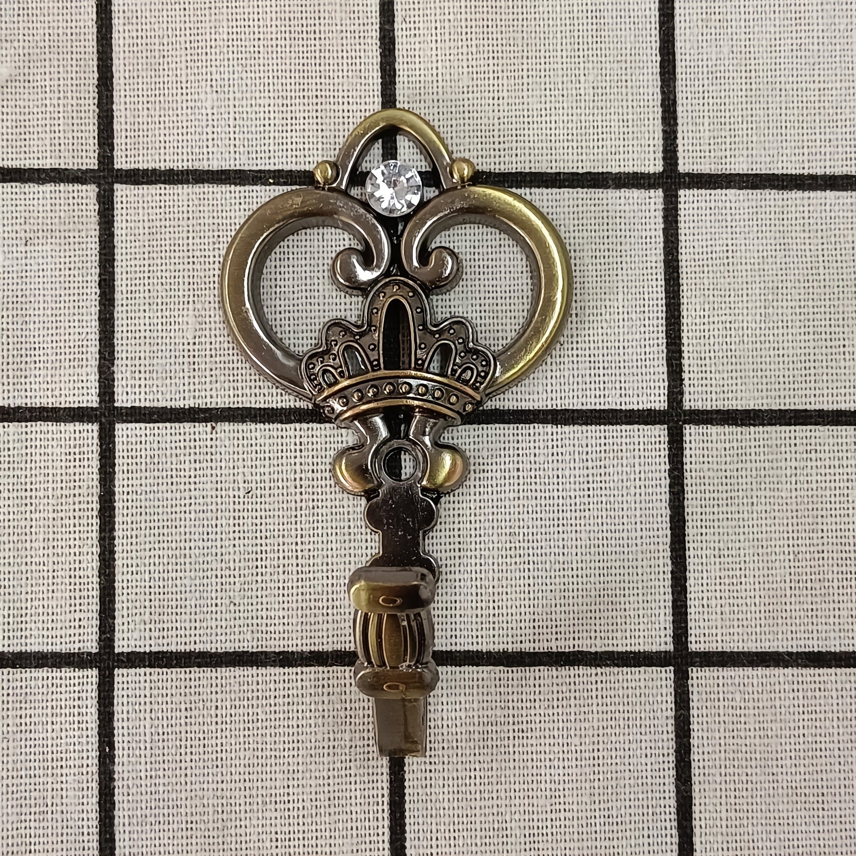2pcs Vintage Large Curtain Hooks Wall Hanging Coat Hooks Metal Hooks
