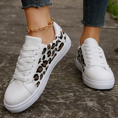 Leopard Print Faux Leather Non Slip Skate Shoes Flat Comfortable Wear Resistance