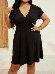  Sexy Dress Solid Short Sleeve Nipped Waist Pleated Dress