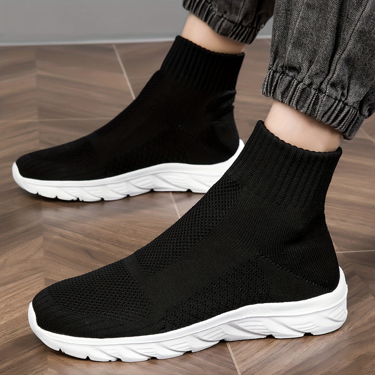 Men's Lightweight Slip On Casual Shoes For Walking Jogging