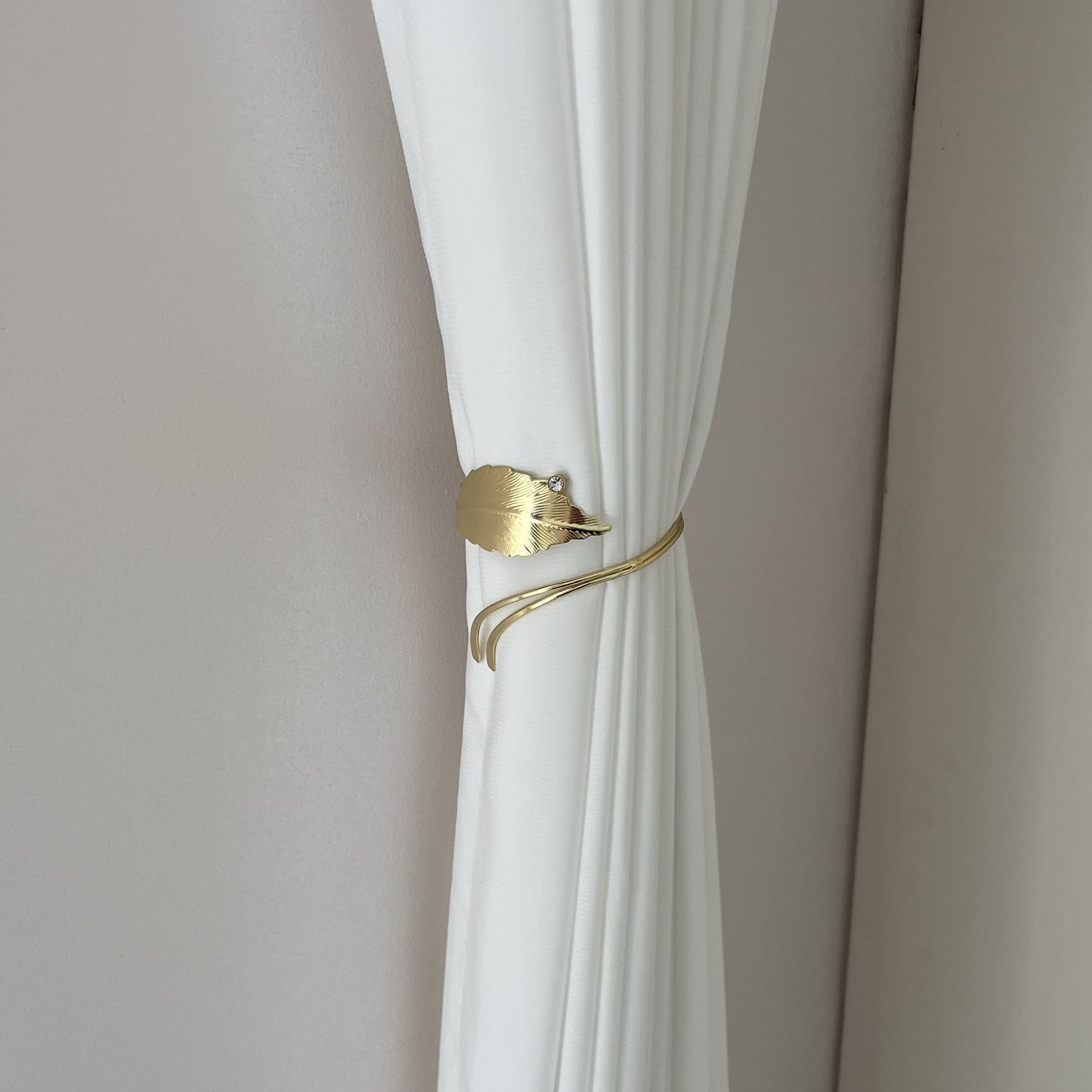 Crystal Leaf Alloy Curtain Clips - Easy Installation