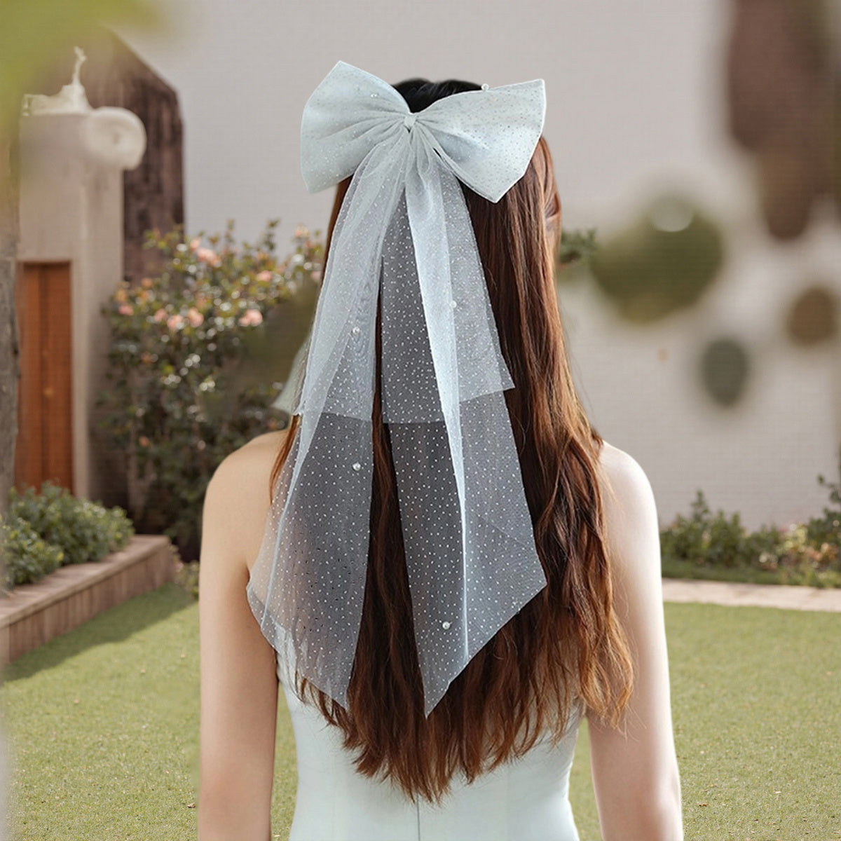 Bridal Hair Bow with Flowing Mesh Veil Wedding Prom Hair Accessory