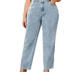 Women's Plus Solid High Rise Straight Leg Jeans
