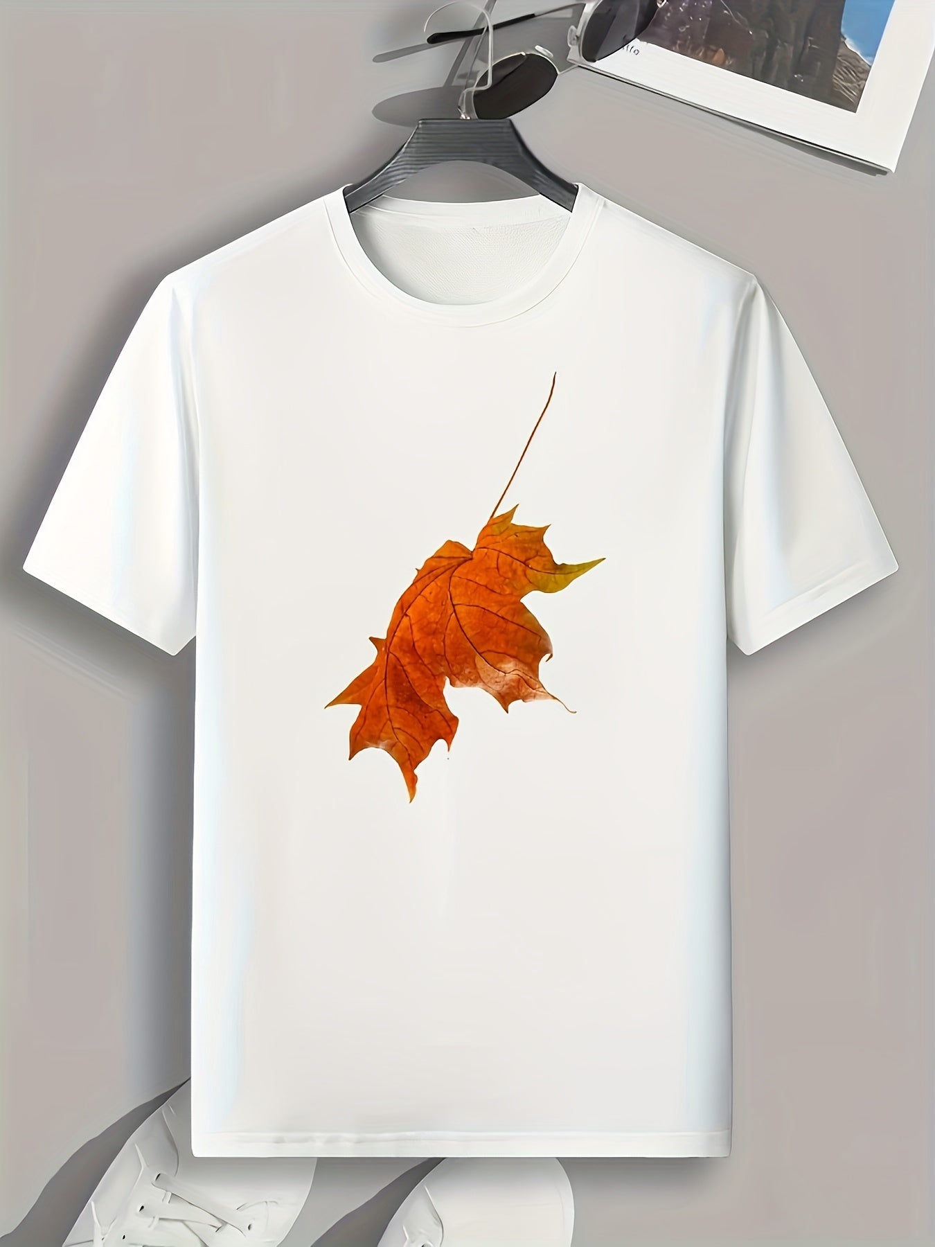 Leaf Pattern Print Men's Comfy Sports T-shirt Graphic Tee