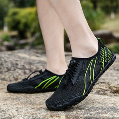 Men's Barefoot Water Shoes Lightweight Quick Drying Non Slip Aqua Socks