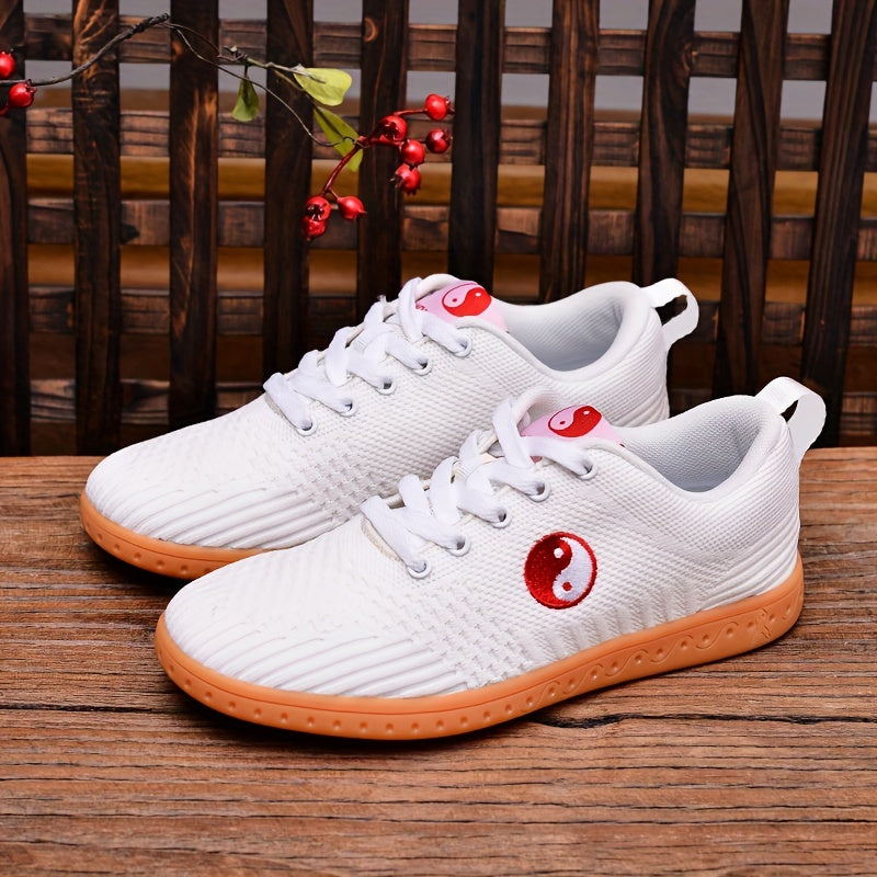 Women's Breathable Mesh Flat Skate Shoes Lightweight Low Top Sport Shoes