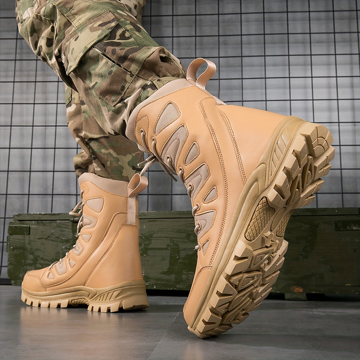 Men's Combat Boots Casual Lace-up Hiking Outdoor Shoes