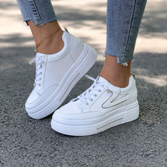 Women's Platform Skate Shoes Round Toe Low Top Slip On Sneakers