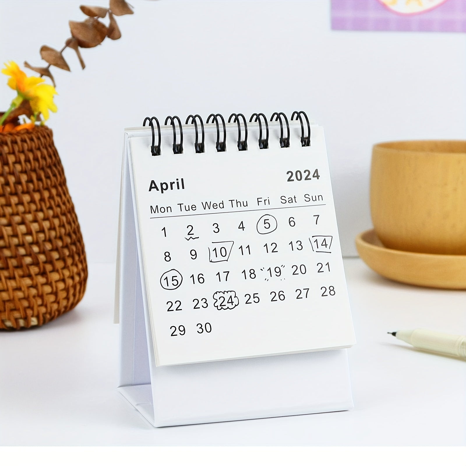 1pc Mini Calendar Student Portable Notepad Calendar Book Ornament
