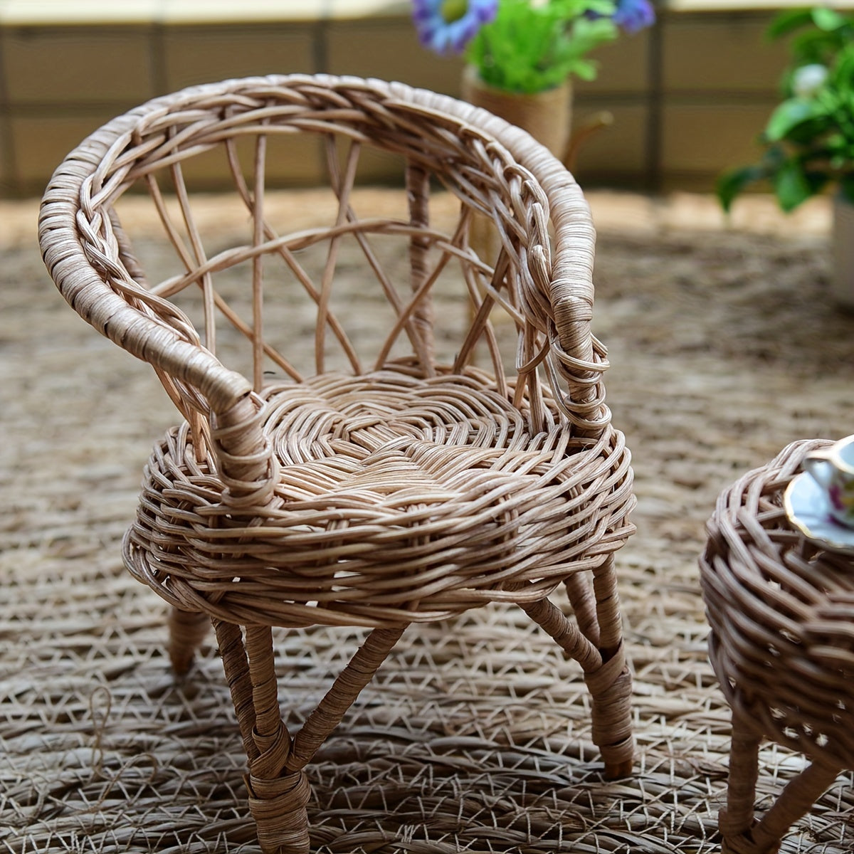 1:6 and 1:8 Scale Realistic Wicker Chair - Beige Tan