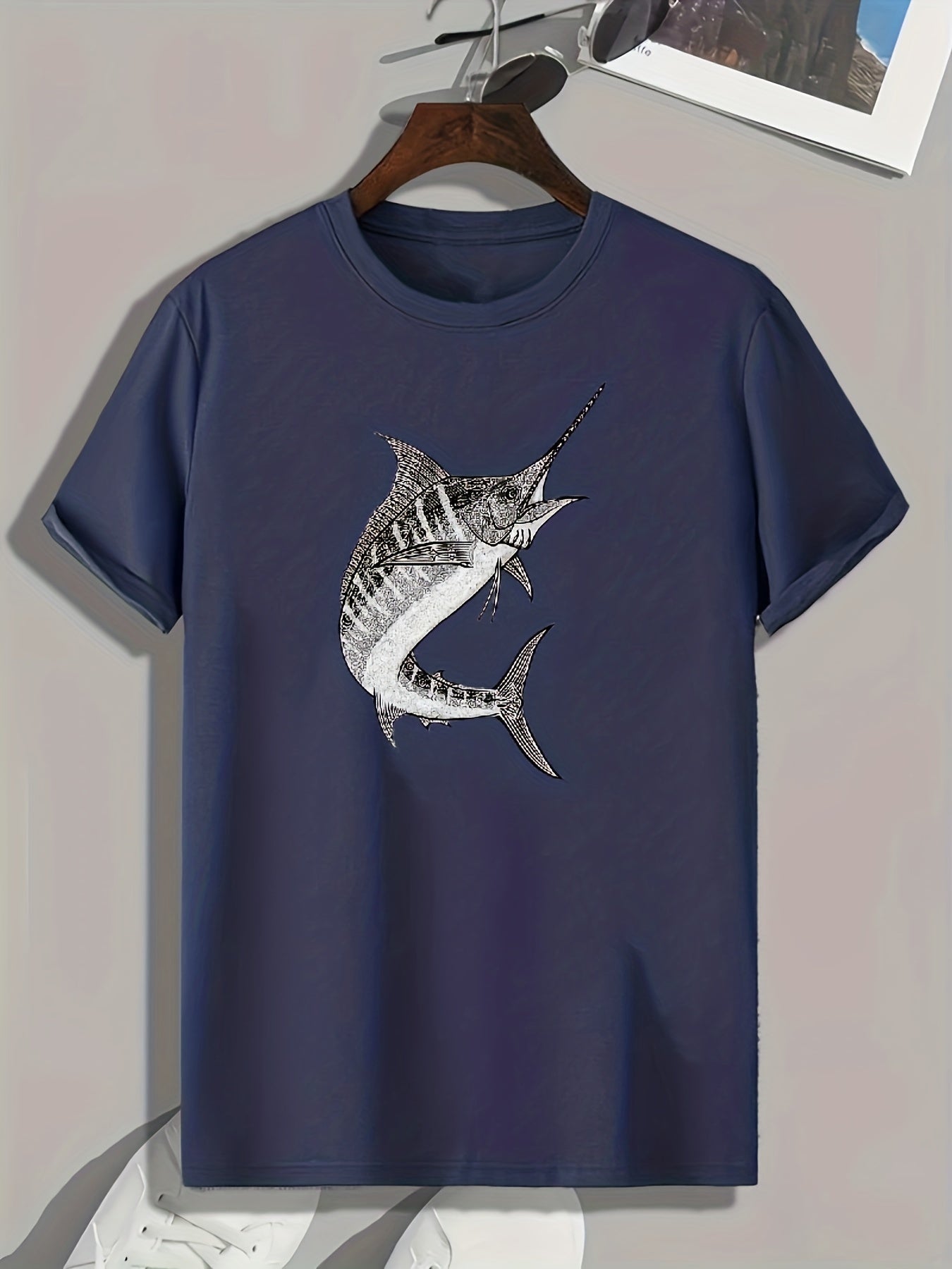 Fish Pattern Print Men's Comfy Sports T-shirt Graphic Tee