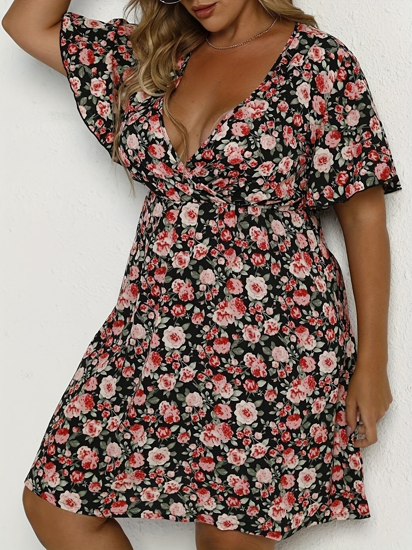  Floral Print Flutter Sleeve Dress