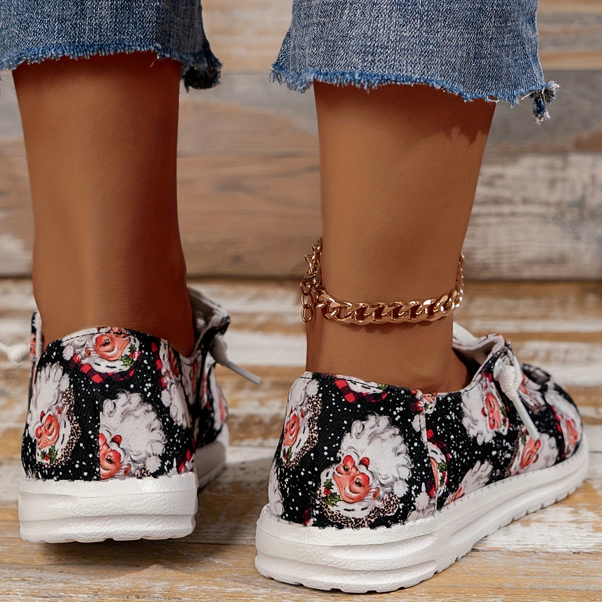 Women's Christmas Cartoon Print Low Top Sneakers