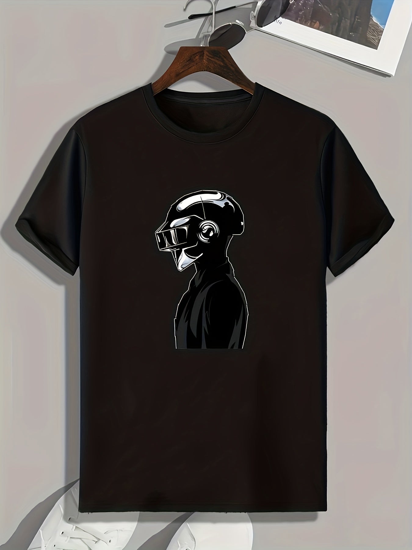 Helmet Man Pattern Print Men's Comfy Sports T shirt Graphic Tee