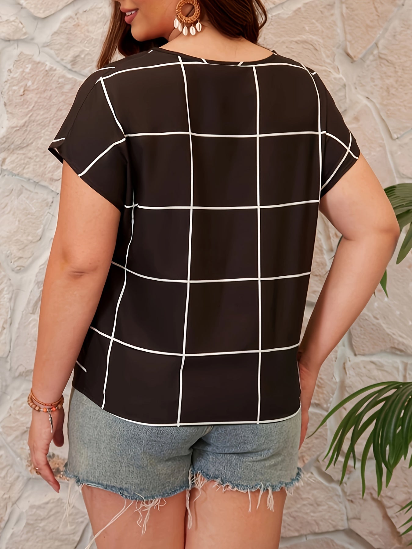  Grid Print Short Sleeve Blouse