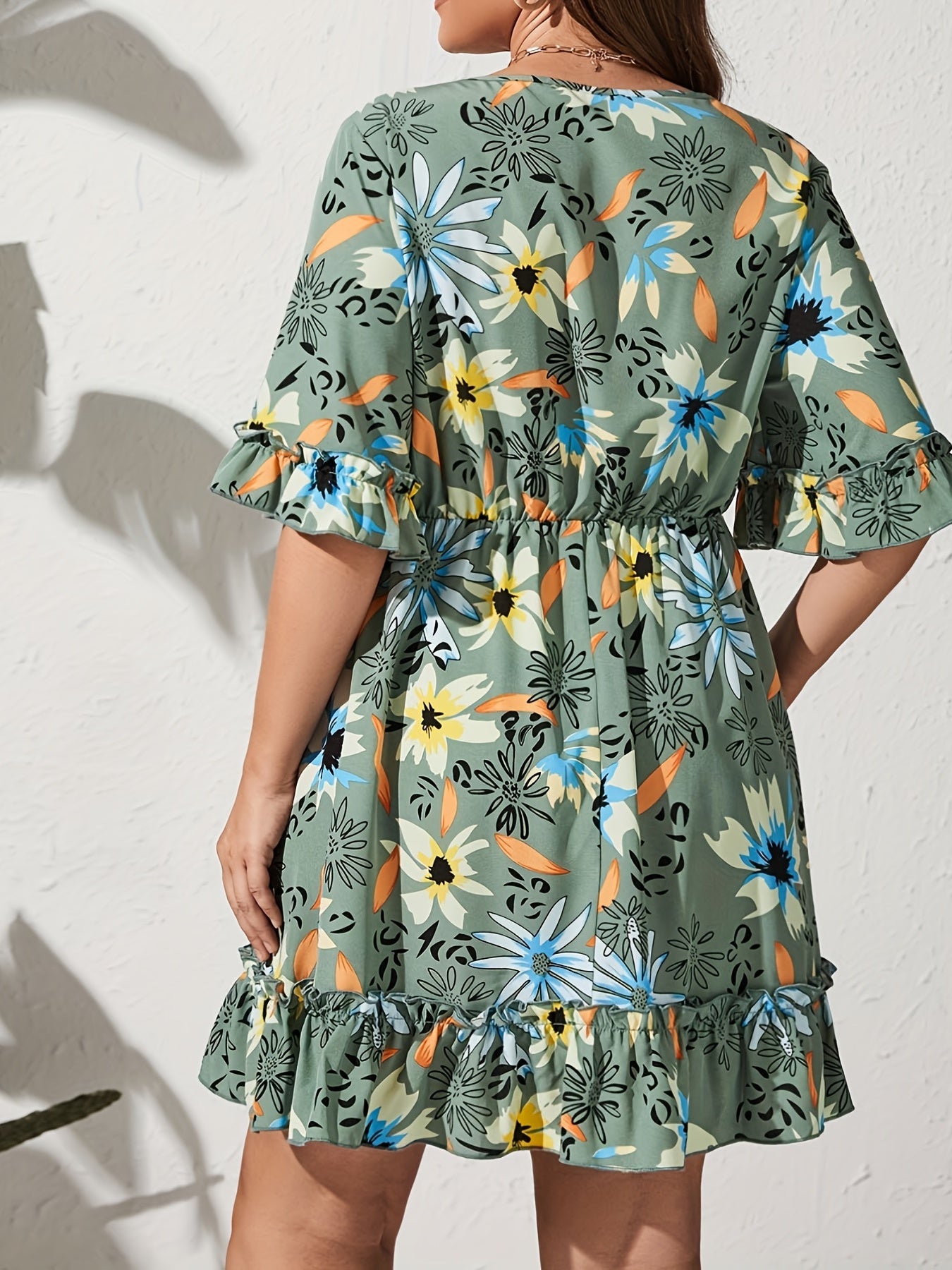  Floral Print Ruffle Trim V Neck Dress