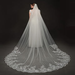 Vintage Wedding Veil Bridal Trail with Floral Lace Edge