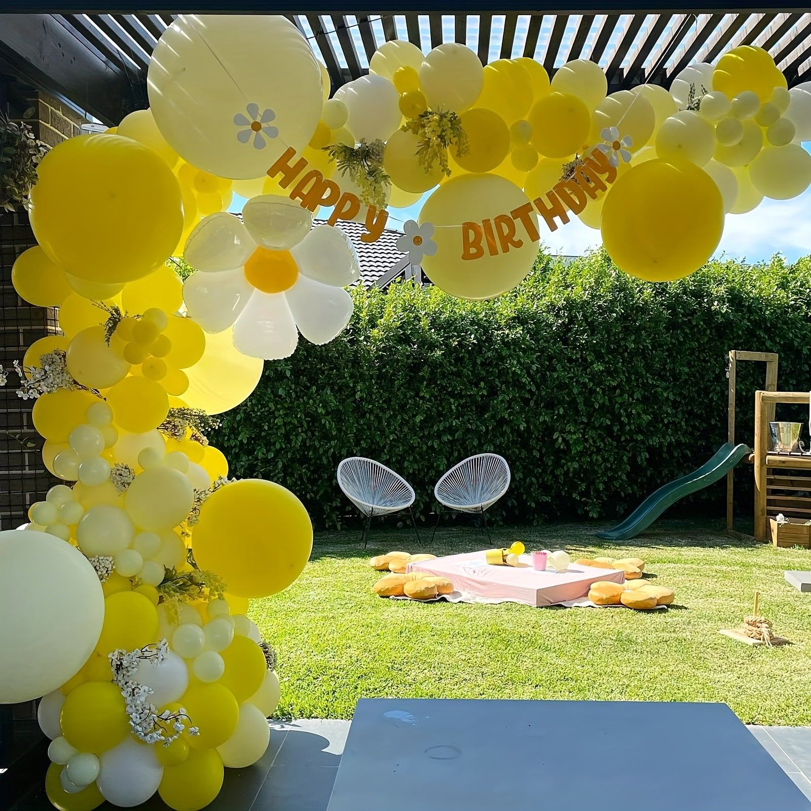 50 Yellow Latex Balloons Wedding Birthday Anniversary Graduation Holiday